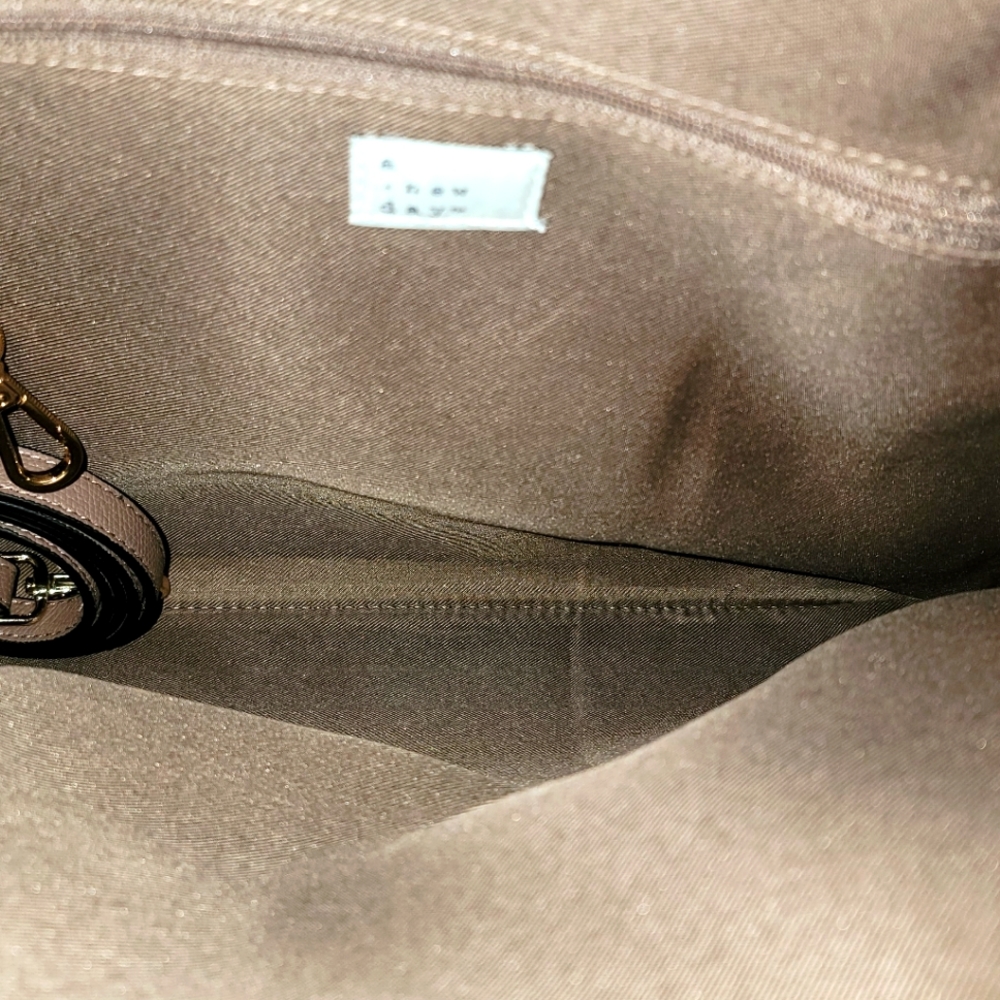 ***SOLD ON MERCARI***👜👜NWT Women's Work Tote Dark Taupe Handbag 👜 👜 - Picture 5 of 9